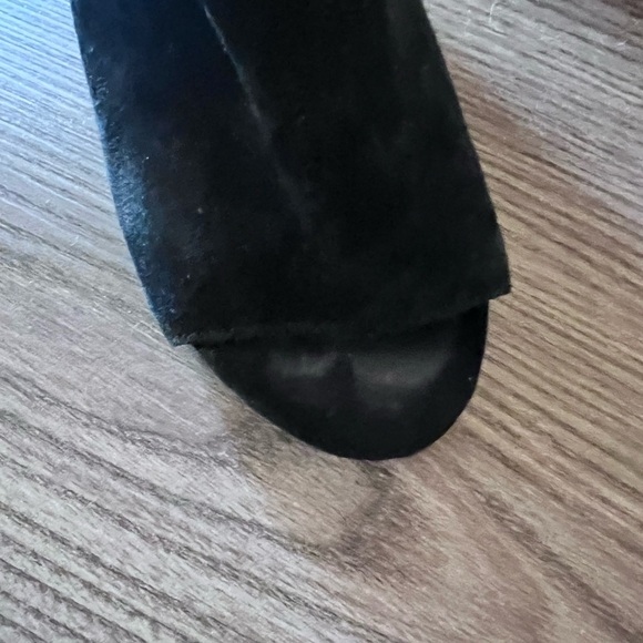 Size 4 Black Sewed Block Heel Slides - Picture 8 of 16